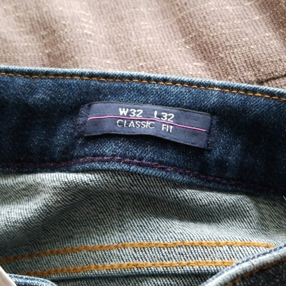 Jeans - Picture 3 of 3